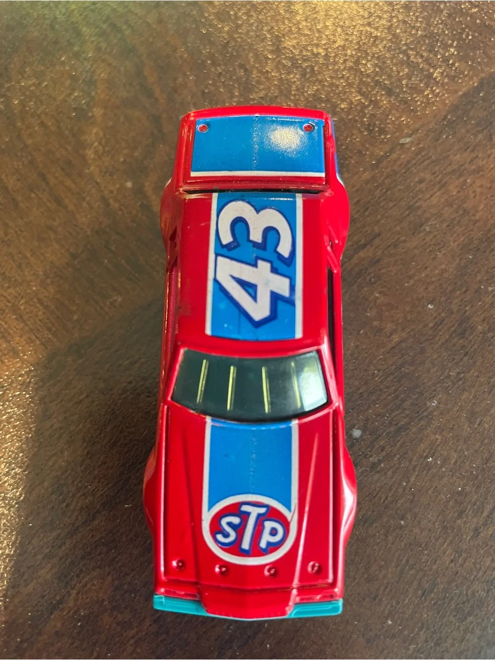 1'64 ERTL  STP BUICK 1983 BUICK REGAL #43 RICHARD PETTY NASCAR RACE CAR